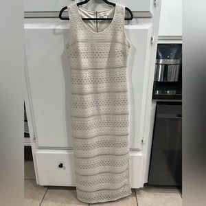 BNWT Cato size med, gorgeous crochet dress, sleeveless, zip back, side slit